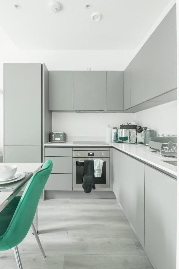 Elegant Apartment Milton Keynes Zewnętrze zdjęcie